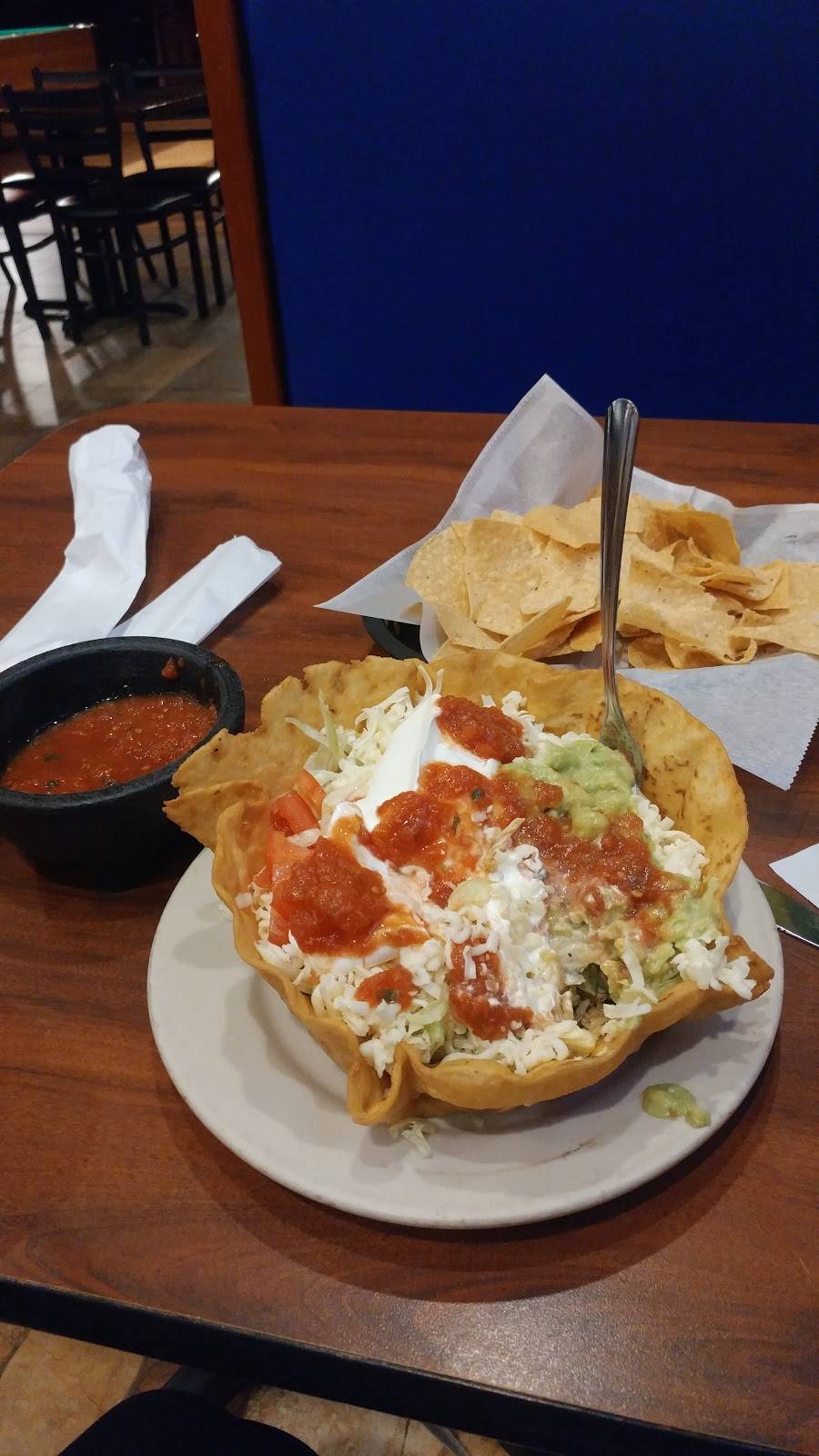 El Saltillo | restaurant | 2650 Beach Blvd #20, Biloxi, MS 39531, USA | 2283881855 OR +1 228-388-1855
