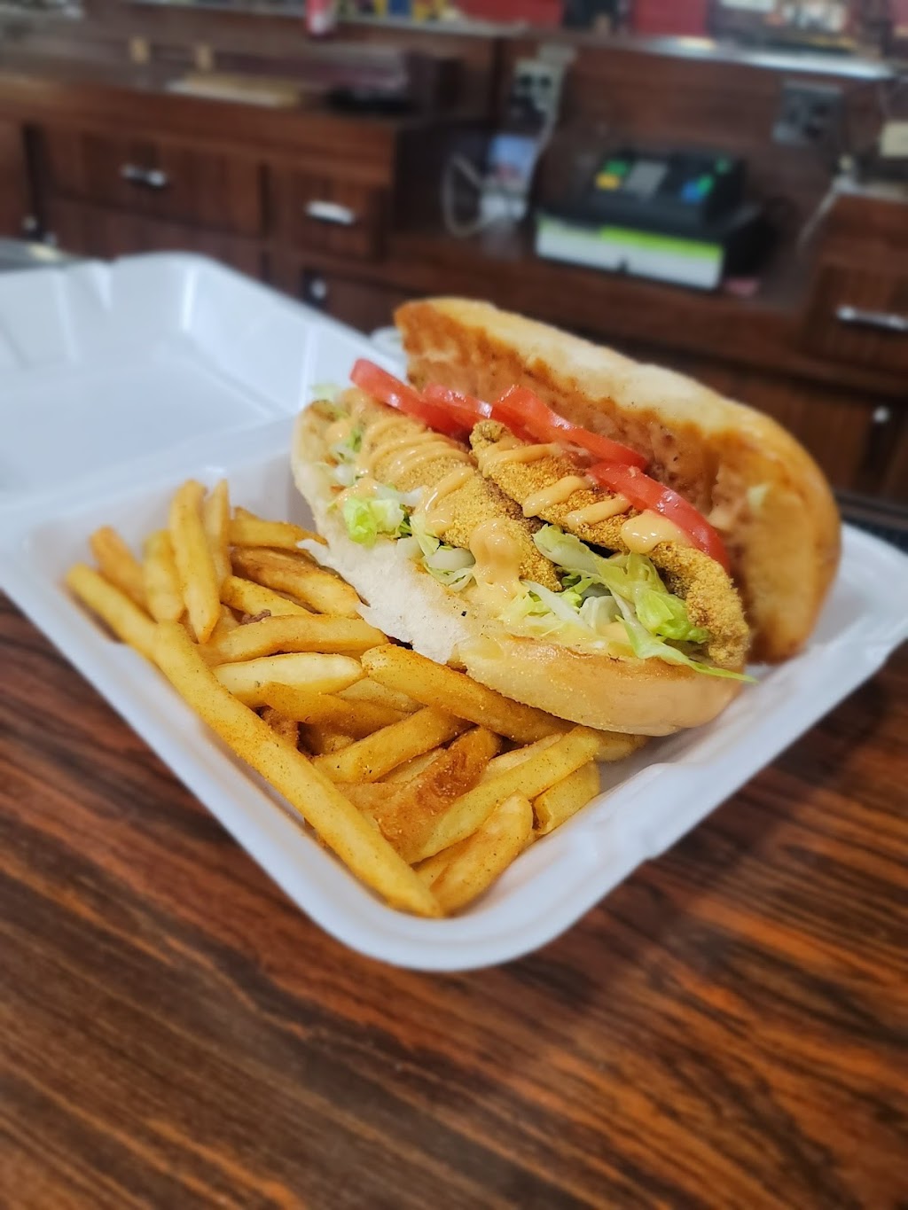 The Lazy Lunch Box | restaurant | 18341 Van Dyke Ave, Detroit, MI 48234, USA | 3137650738 OR +1 313-765-0738