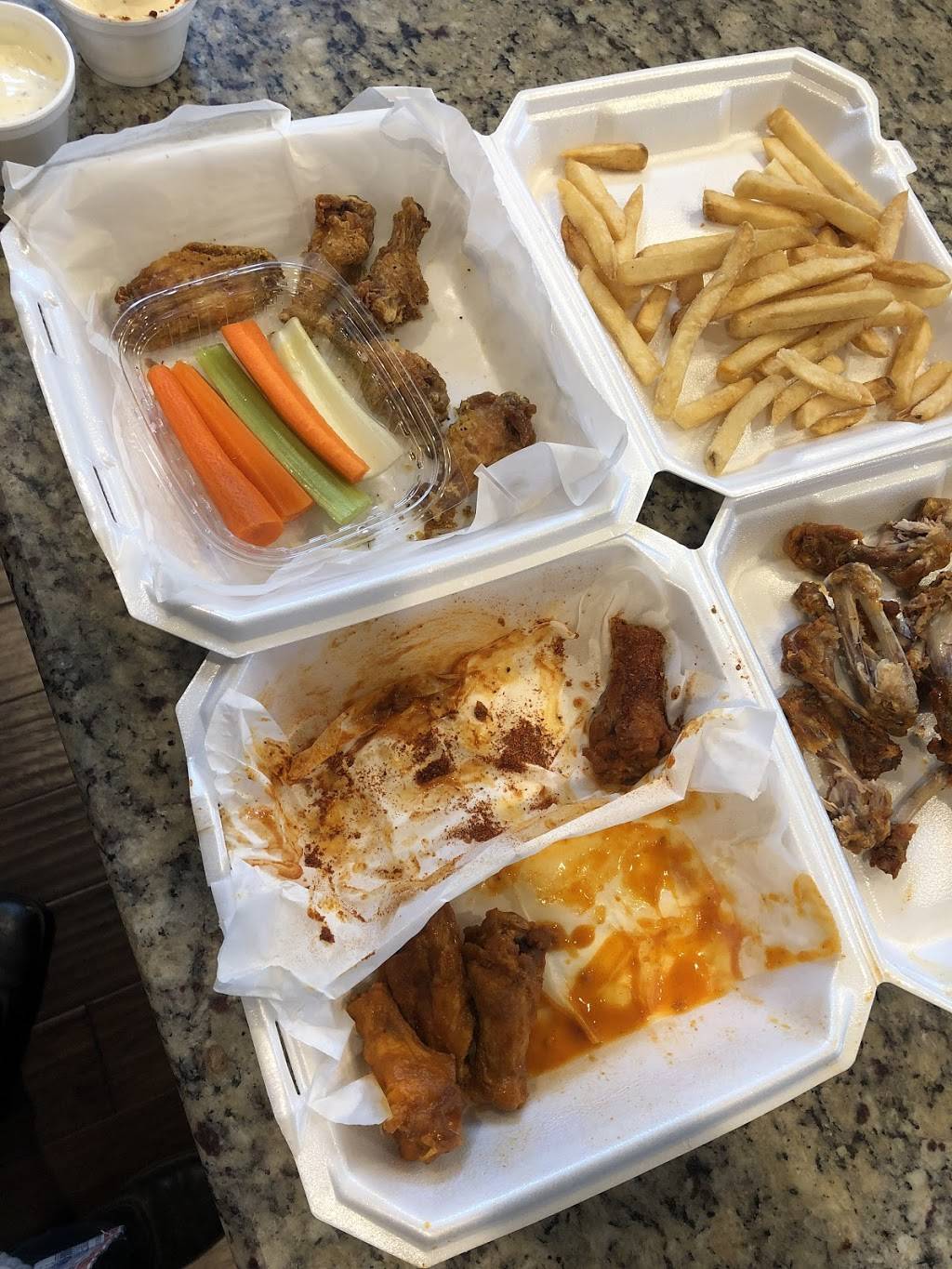 Wing Town | restaurant | 4271 FM2181, Corinth, TX 76210, USA | 9404979464 OR +1 940-497-9464