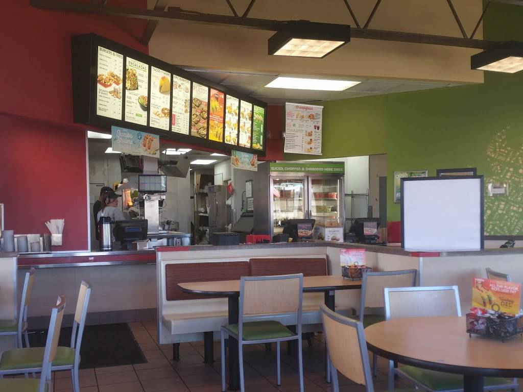 Del Taco | meal takeaway | 1645 Space Center Dr, Colorado Springs, CO 80915, USA | 7195730403 OR +1 719-573-0403