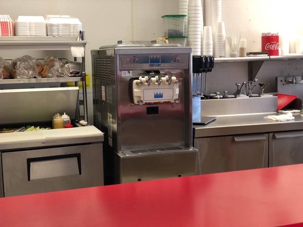 Malt Shop | restaurant | 5600 Auburn St # S, Bakersfield, CA 93306, USA | 6618721088 OR +1 661-872-1088