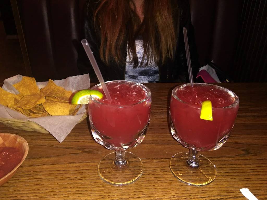 Dos Margaritas Bar & Grill | restaurant | 512 W Main St, Gallatin, TN 37066, USA | 6154524810 OR +1 615-452-4810