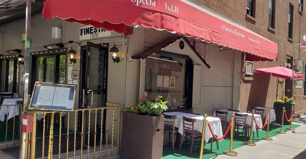 Finestra | restaurant | 1370 York Ave, New York, NY 10021, USA | 2127178595 OR +1 212-717-8595