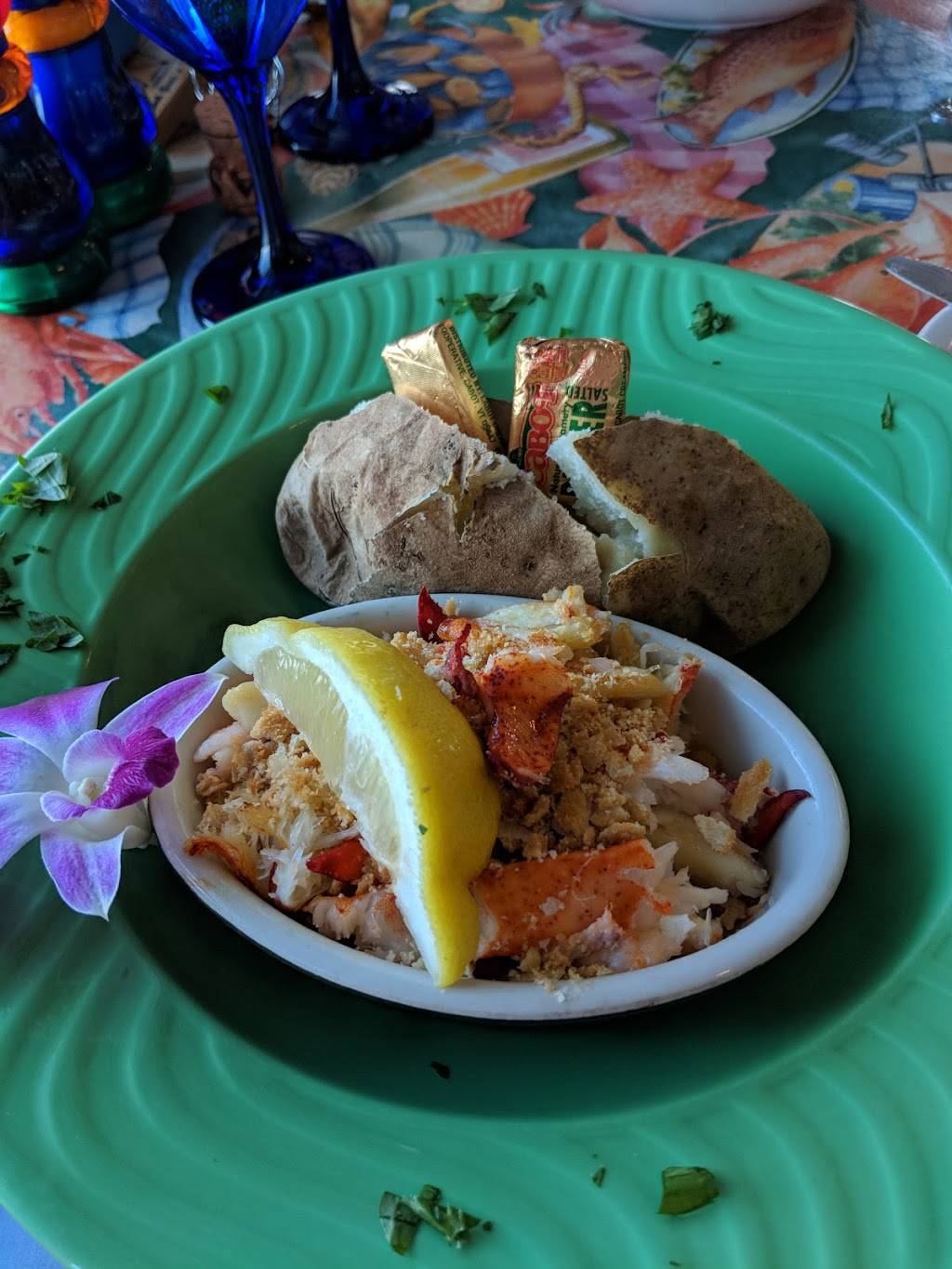 SeaGull Restaurant & Gift | restaurant | 3119 Bristol Rd, New Harbor, ME 04554, USA | 2076772374 OR +1 207-677-2374