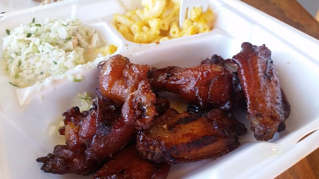 Stonewalls BBQ | restaurant | 6072 GA-53, Braselton, GA 30517, USA | 7068249990 OR +1 706-824-9990