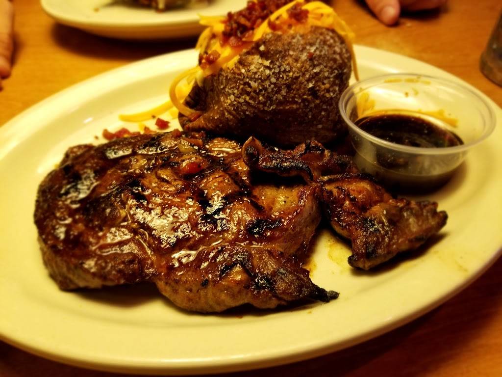 Texas Roadhouse | restaurant | 16079 N Arrowhead Fountains Center Dr, Peoria, AZ 85382, USA | 6234869093 OR +1 623-486-9093