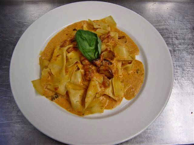 Piccola Venezia | restaurant | 42-01 28th Ave, Astoria, NY 11103, USA | 7187218470 OR +1 718-721-8470