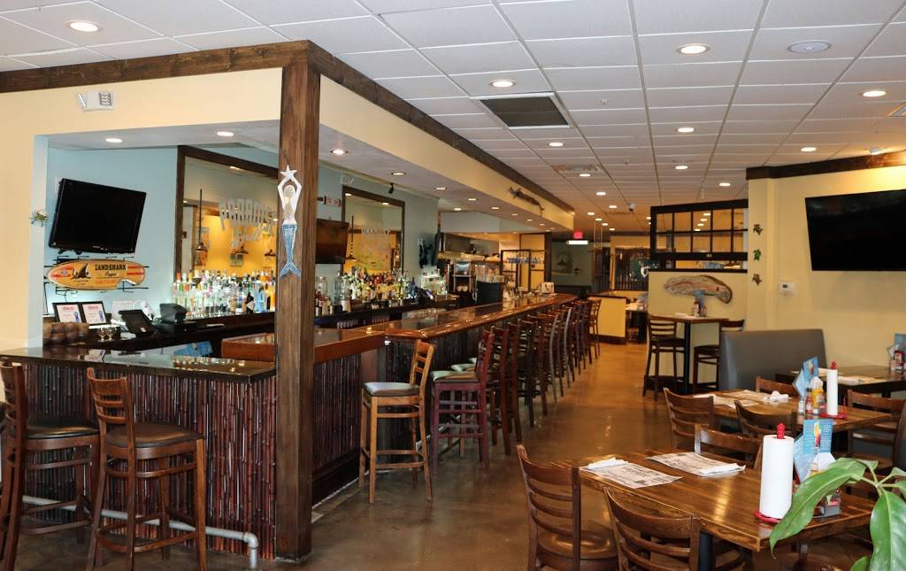 Paradise Grill | restaurant | 1097 N Tamiami Trail, Nokomis, FL 34275, USA | 9417861524 OR +1 941-786-1524