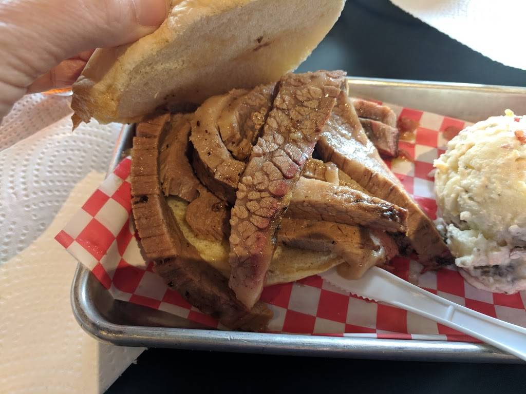 The Pot Smoker BBQ | restaurant | 931-A Senate St, Columbia, SC 29201, USA | 8034002251 OR +1 803-400-2251