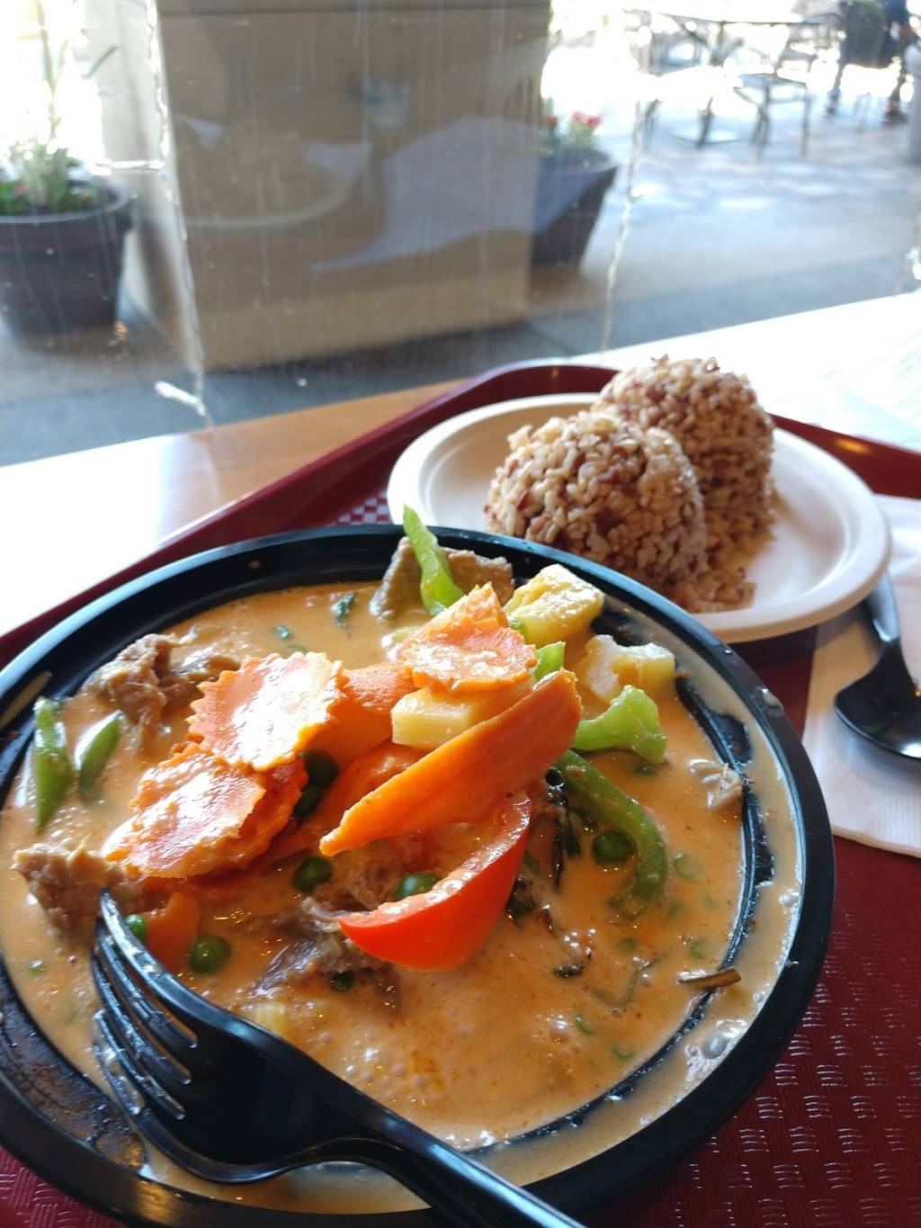 Ka Prao Thai Cuisine | restaurant | 8590 Rio San Diego Dr #105, San Diego, CA 92108, USA | 6193268083 OR +1 619-326-8083