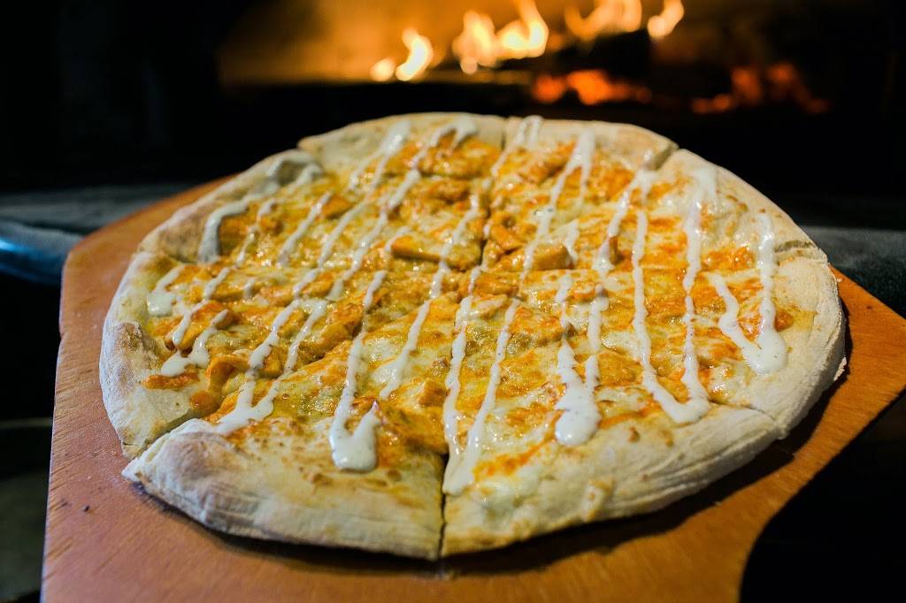 The Oven Pizza Co. | restaurant | 2000 Village Run Rd, Wexford, PA 15090, USA | 7247998750 OR +1 724-799-8750