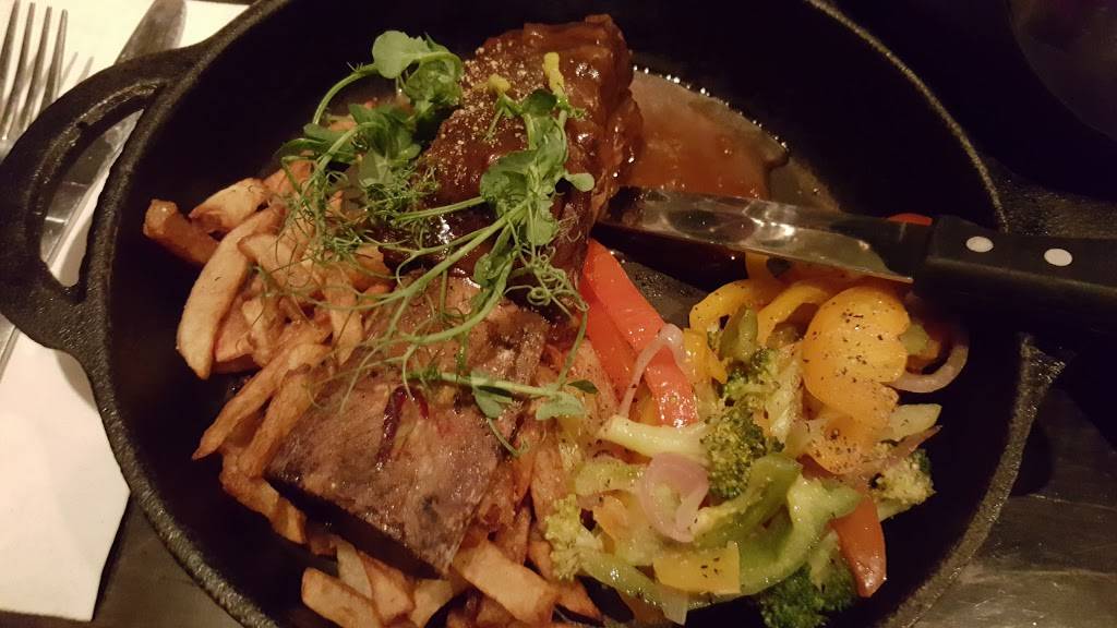 La Maison de Débauche par le Carlito | restaurant | 361 Rue des Forges, Trois-Rivières, QC G9A 4S8, Canada | 8193789111 OR +1 819-378-9111