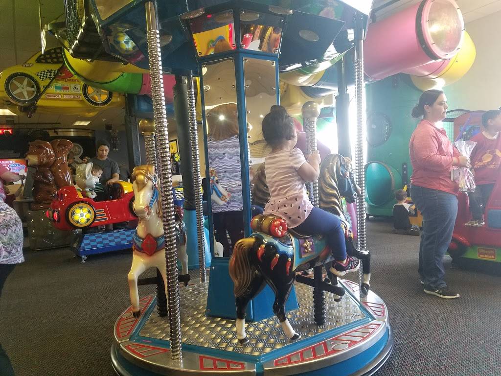 Chuck E. Cheese | restaurant | 2925 Geyser Dr, Colorado Springs, CO 80906, USA | 7195777403 OR +1 719-577-7403