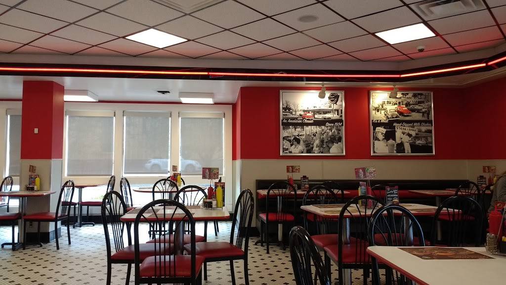 Steak n Shake | restaurant | 635 E Carmel Dr, Carmel, IN 46032, USA | 3178443936 OR +1 317-844-3936