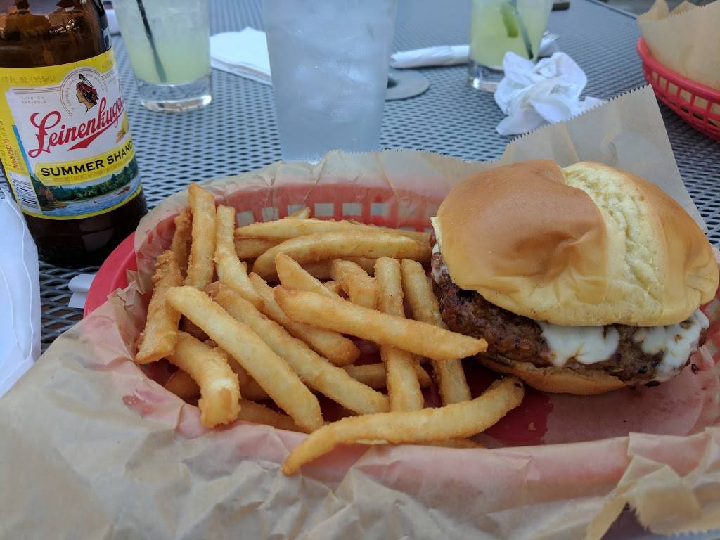 Houstons on Main | restaurant | 120 Main St, Milo, IA 50166, USA | 6419426401 OR +1 641-942-6401