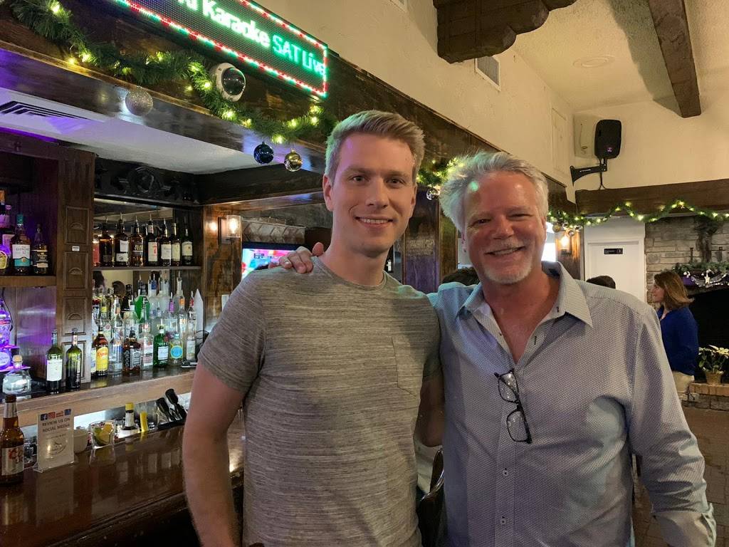 Whales Bar & Grill | restaurant | 3537 Galt Ocean Dr, Fort Lauderdale, FL 33308, USA | 9546784123 OR +1 954-678-4123