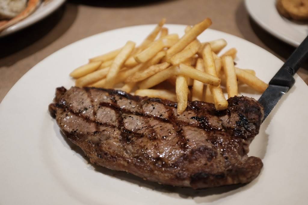 The Palms Grill & Bar | restaurant | 612 Wilson Rd, Newberry, SC 29108, USA | 8032764688 OR +1 803-276-4688