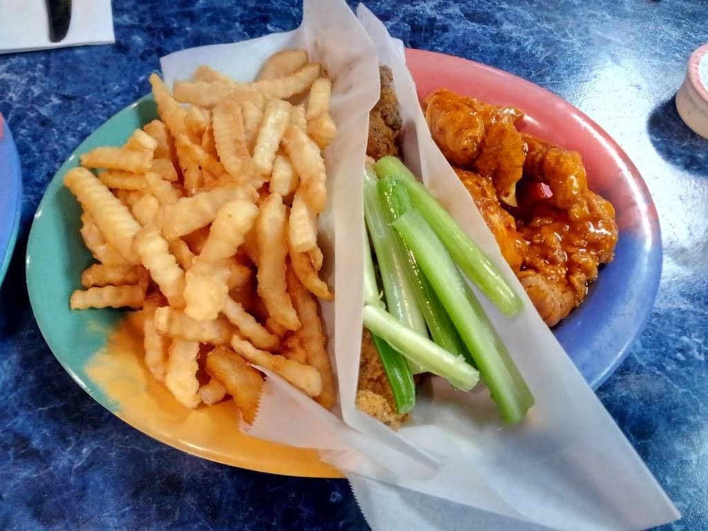 Wings Over Springfield | restaurant | 1219 Parker St, Springfield, MA 01129, USA | 4137839464 OR +1 413-783-9464