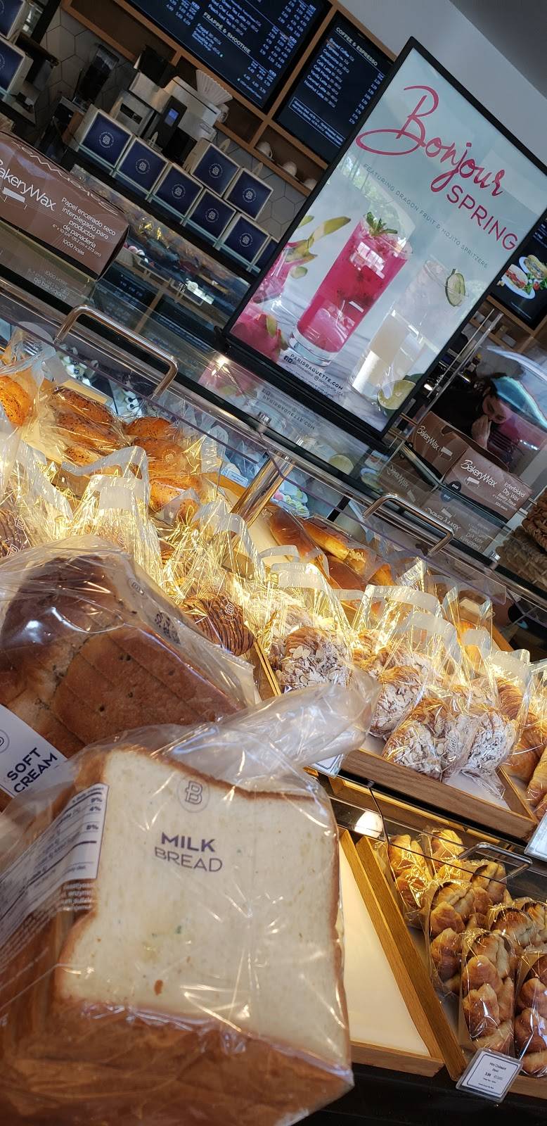 Paris Baguette | bakery | 6700 Santa Rita Rd, Pleasanton, CA 94588, USA | 9257507321 OR +1 925-750-7321