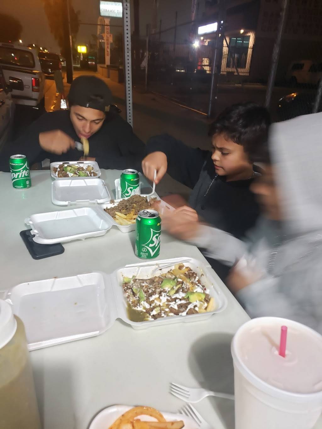 El Sazon de Las Gorditas | restaurant | 15869 Amar Rd, La Puente, CA 91744, USA | 6266771403 OR +1 626-677-1403