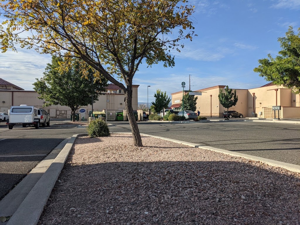 Starbucks | cafe | 2504 US-6, Grand Junction, CO 81505, USA | 9702410176 OR +1 970-241-0176