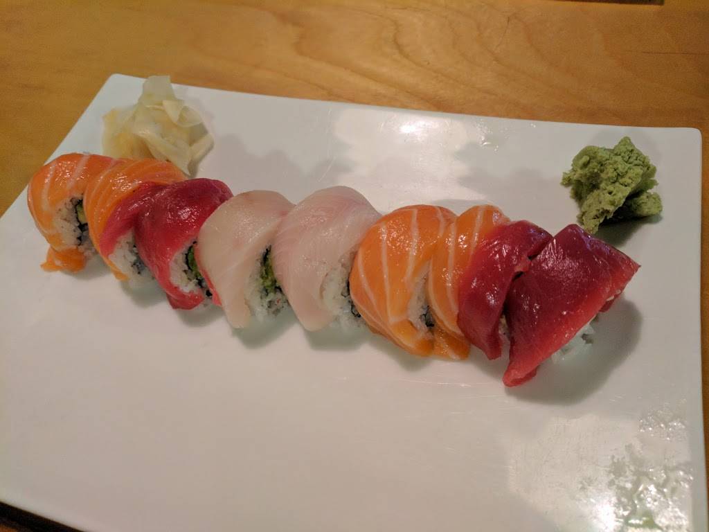 Momoya Sushi | restaurant | 570 N Shoreline Blvd J, Mountain View, CA 94043, USA | 6509676166 OR +1 650-967-6166