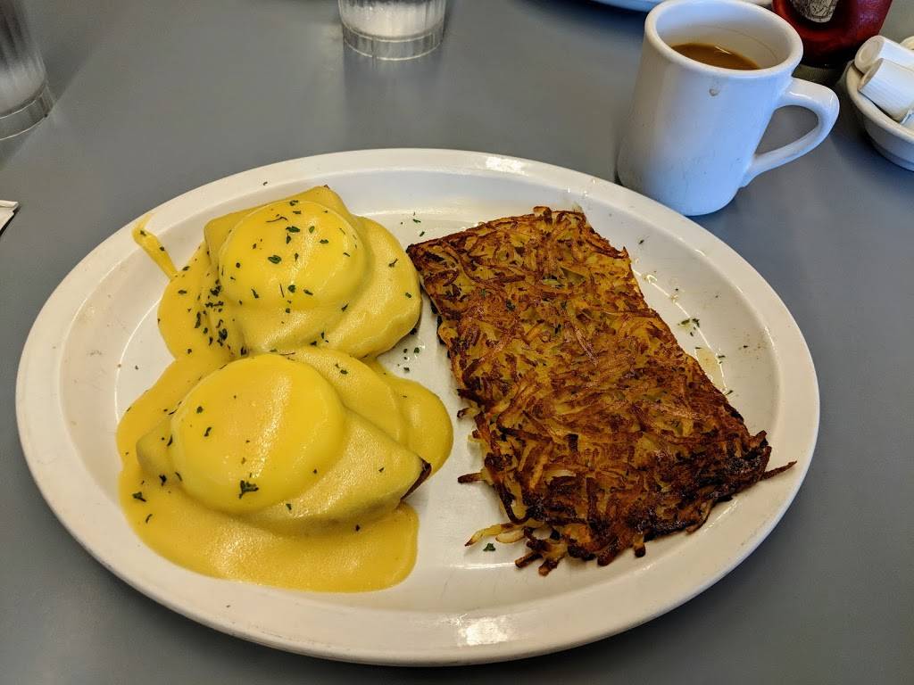 Priscillas Cruise In Cafe | restaurant | 2343 E Hwy 101, Port Angeles, WA 98362, USA | 3604572003 OR +1 360-457-2003