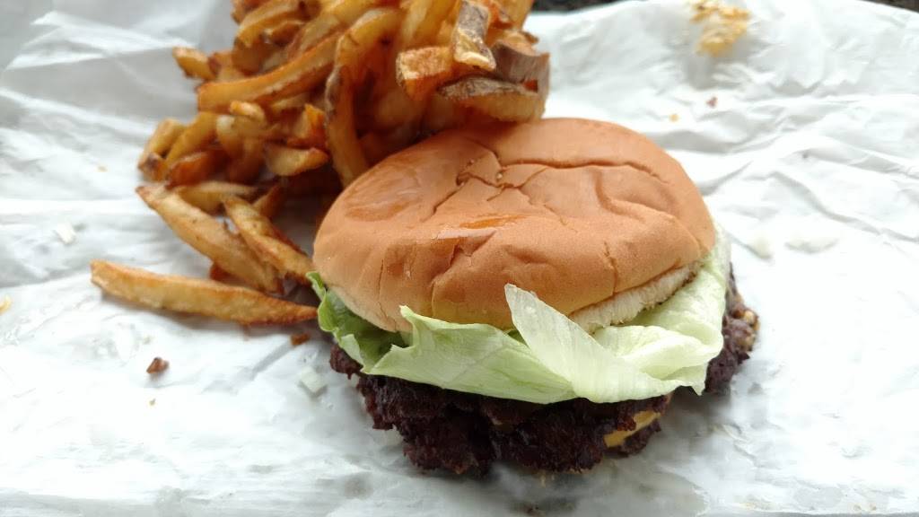 Redhot Ranch | restaurant | 3057 N Ashland Ave, Chicago, IL 60657, USA | 7736619377 OR +1 773-661-9377