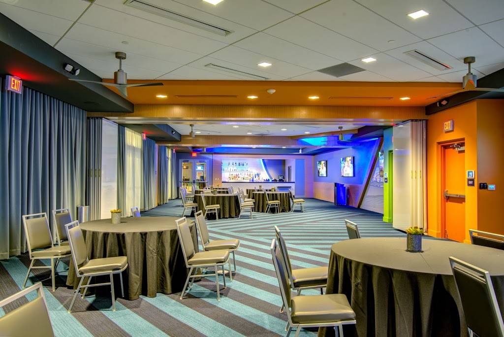 Topgolf | restaurant | 11850 NW 22nd St, Doral, FL 33182, USA | 3054245110 OR +1 305-424-5110