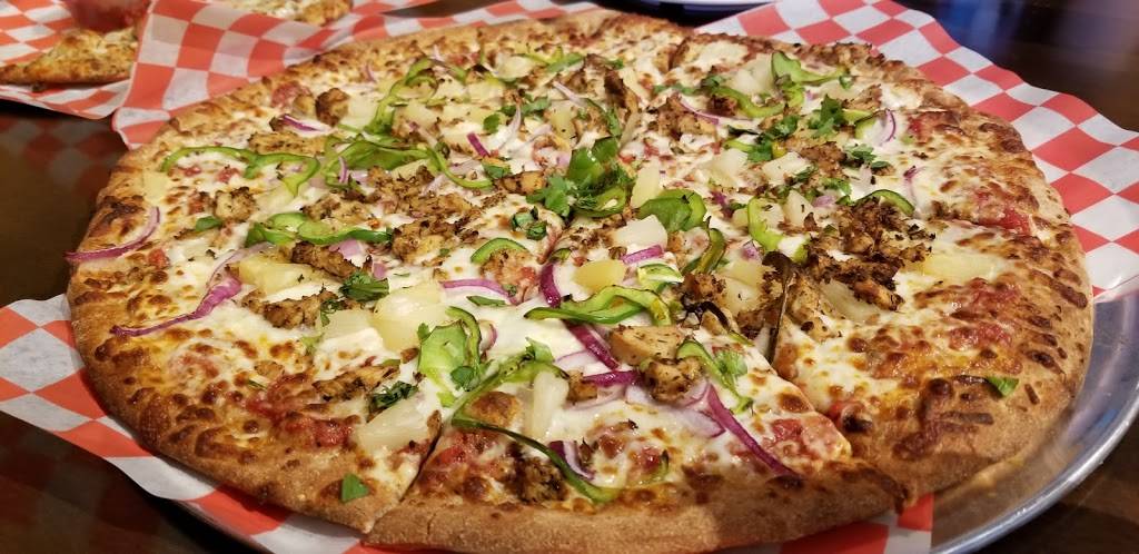 Uncle Maddios Pizza | restaurant | 3912 Lenox Ave #320, Charlottesville, VA 22901, USA | 4342343717 OR +1 434-234-3717