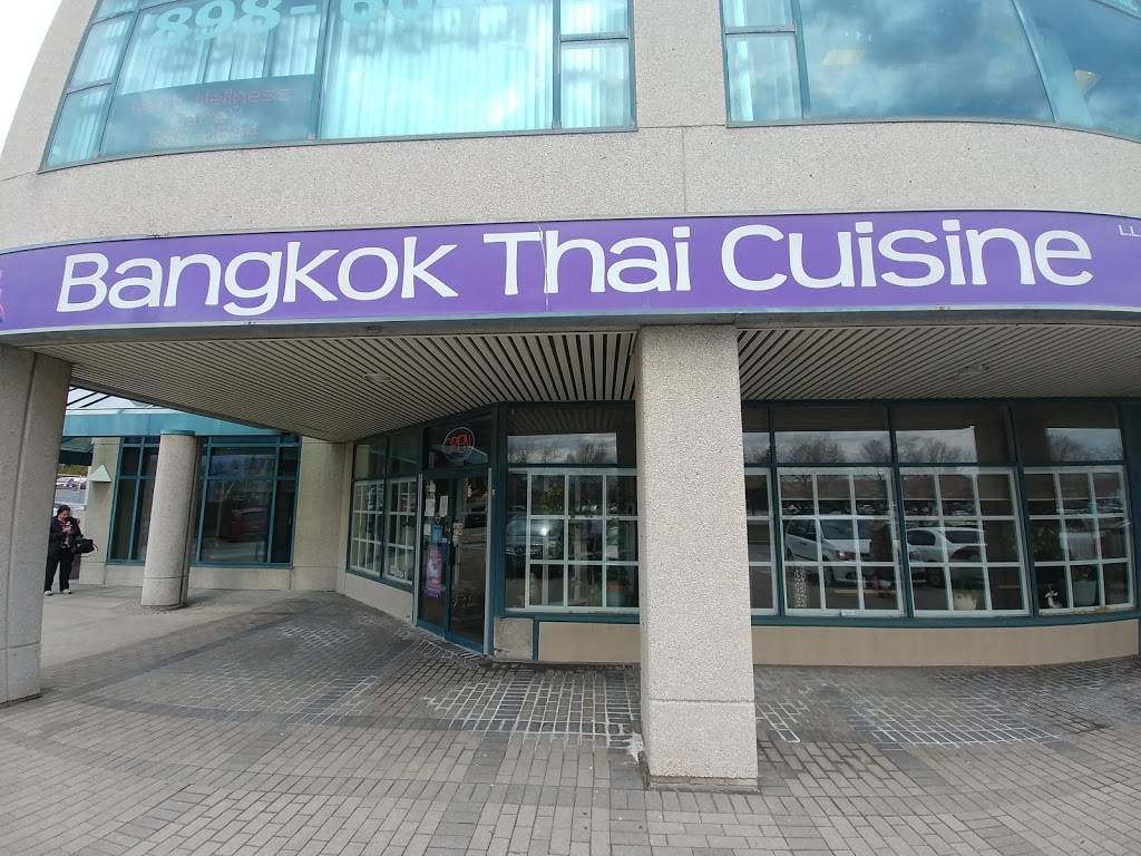 Bangkok Thai Cuisine | restaurant | 16775 Yonge St #8, Newmarket, ON L3Y 8J4, Canada | 9058957211 OR +1 905-895-7211