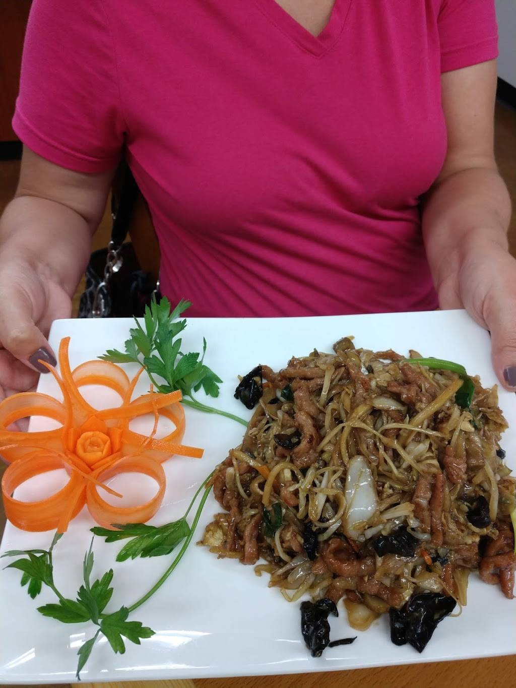 Long Xing | restaurant | 428 Hwy 1 W, Iowa City, IA 52246, USA | 3195691830 OR +1 319-569-1830