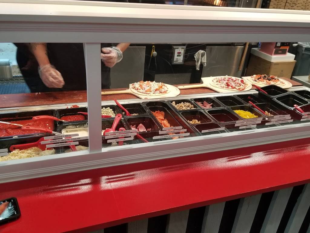 Blast Pizza | restaurant | 71174 LA-21 #400, Covington, LA 70433, USA | 9852435999 OR +1 985-243-5999