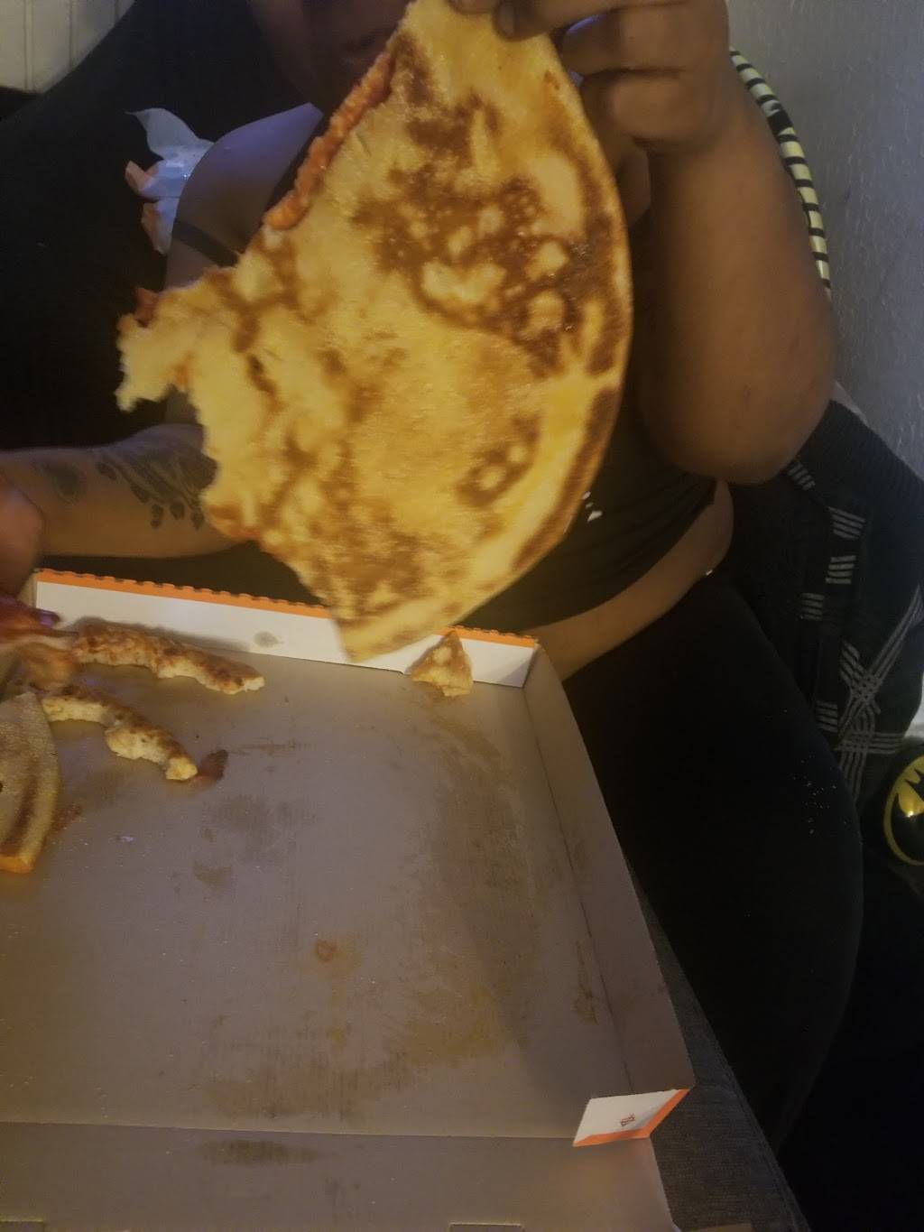 Little Caesars Pizza | meal takeaway | 2321 East Ave, Akron, OH 44314, USA | 3307455999 OR +1 330-745-5999