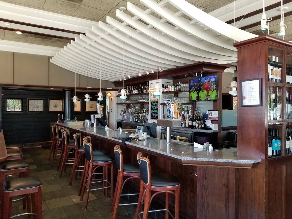 Legal Sea Foods | restaurant | 1 Garden State Plaza Blvd, Paramus, NJ 07652, USA | 2018438483 OR +1 201-843-8483