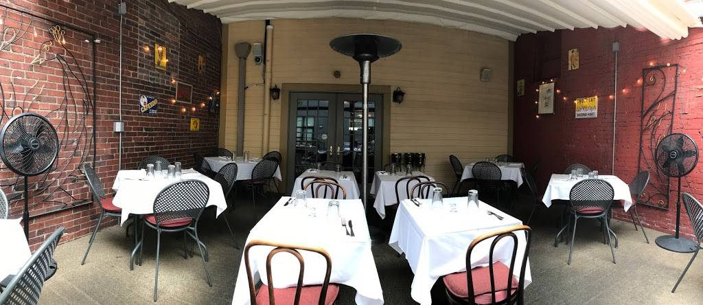 Paris 66 Bistro | restaurant | 6018 Centre Ave, Pittsburgh, PA 15206, USA | 4124048166 OR +1 412-404-8166