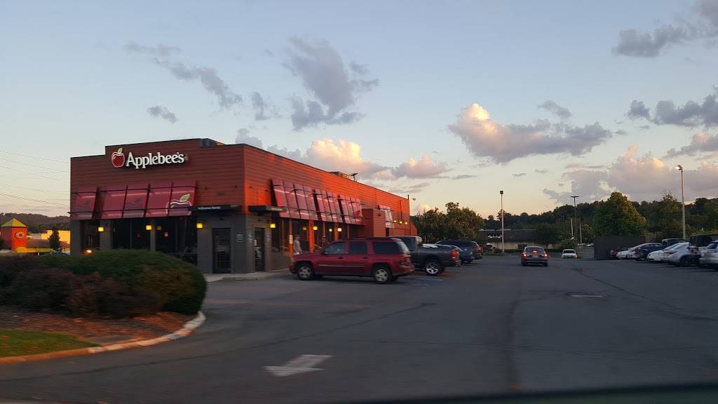 Applebees Grill + Bar | restaurant | 1661 E Stone Dr, Kingsport, TN 37660, USA | 4232466373 OR +1 423-246-6373