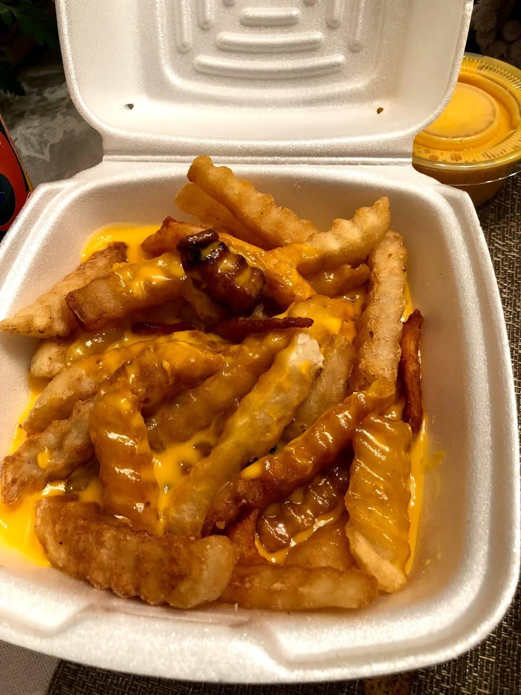 LaSpadas Original Steaks & Hoagies | meal takeaway | 1002 MacDade Boulevard, Milmont Park, PA 19033, USA | 6104619023 OR +1 610-461-9023