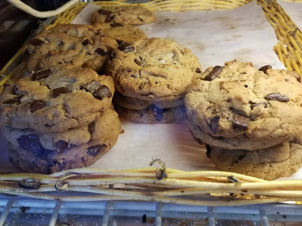 Blue Frog Bakery | bakery | 136 S Glassell St, Orange, CA 92866, USA | 7145383764 OR +1 714-538-3764