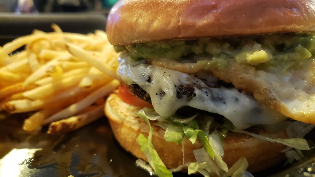 Counter Custom Burgers | restaurant | 4250 NW 42nd Ave, Miami, FL 33126, USA | 7868681416 OR +1 786-868-1416