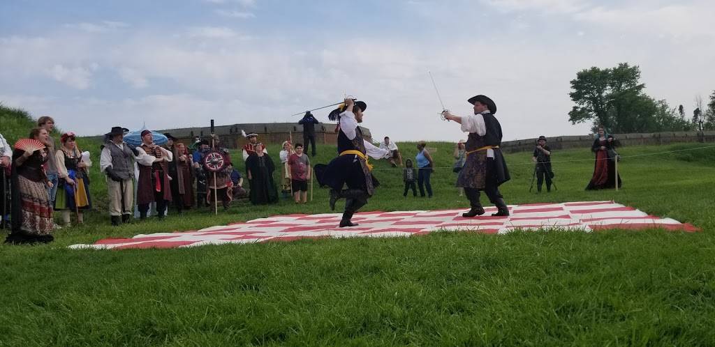 Fort Mifflin | restaurant | 1 Fort Mifflin Rd, Philadelphia, PA 19153, USA | 2156854167 OR +1 215-685-4167