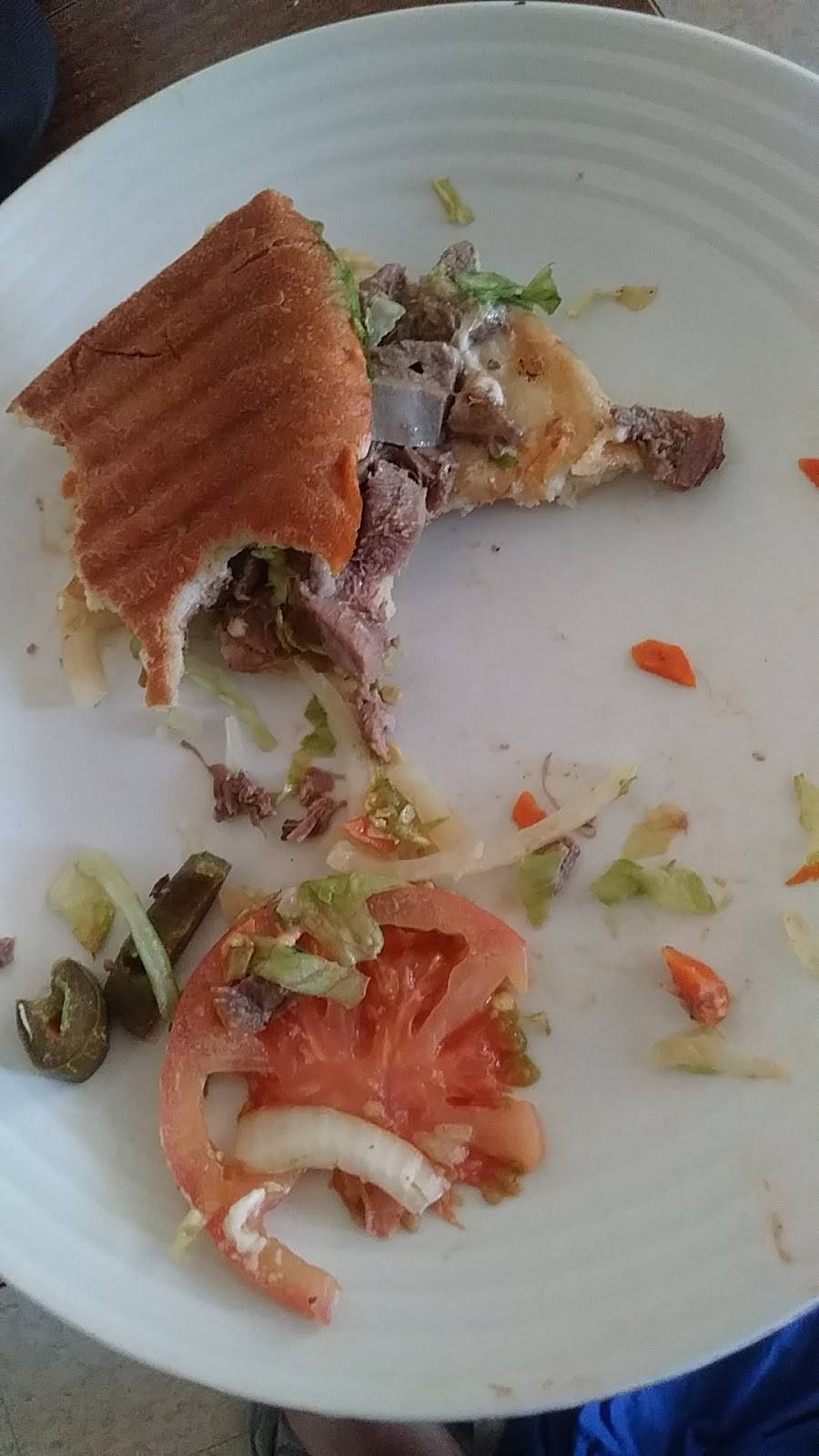 Salsitas | restaurant | 36 W Southern Ave, Phoenix, AZ 85041, USA | 6022762957 OR +1 602-276-2957