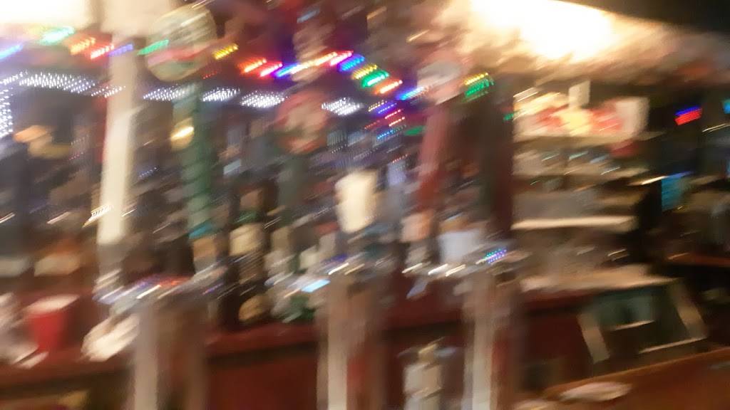 Mapleleaf Sports Bar & Grill | restaurant | 828 Danforth Ave, Toronto, ON M4J 1L6, Canada | 4164660521 OR +1 416-466-0521