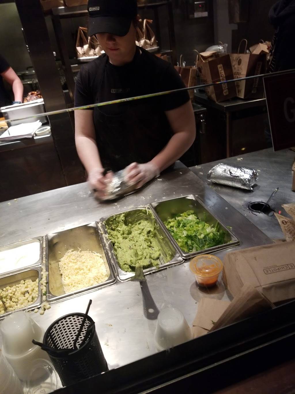 Chipotle Mexican Grill | restaurant | 7851 Reynolds Rd, Mentor, OH 44060, USA | 4402698237 OR +1 440-269-8237