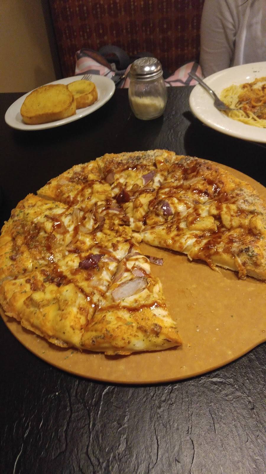 Pizza Hut | meal takeaway | 999 Georgia Rd, Franklin, NC 28734, USA | 8285248994 OR +1 828-524-8994