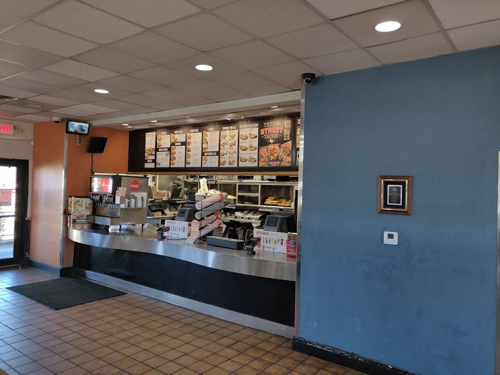 Taco Bueno | restaurant | 180 N Stemmons Fwy, Lewisville, TX 75067, USA | 9722214079 OR +1 972-221-4079