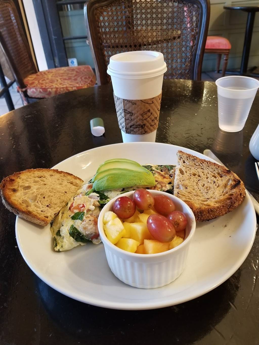 Gravitè | cafe | 9107 Sunset Blvd, West Hollywood, CA 90069, USA | 3102471112 OR +1 310-247-1112