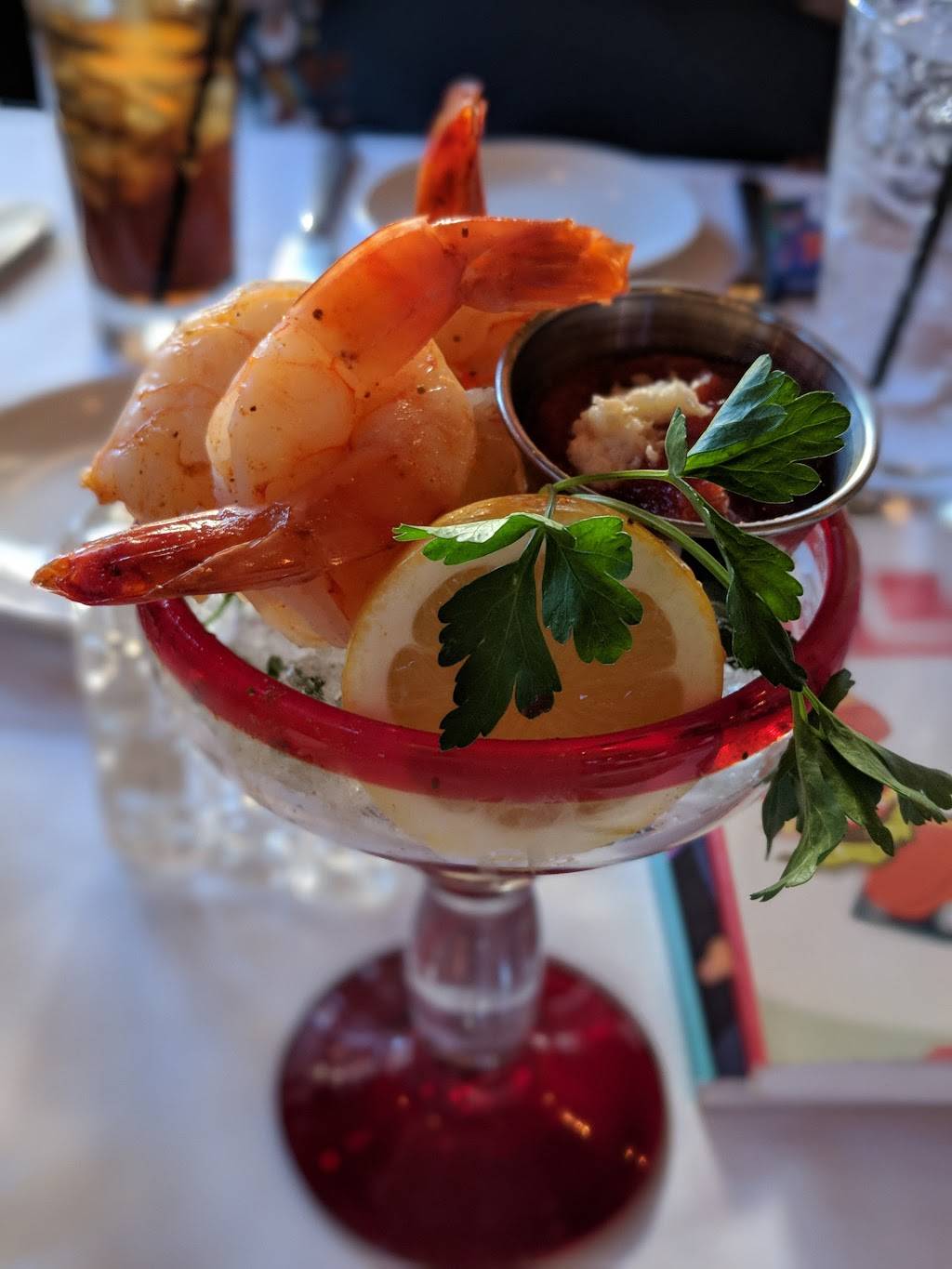 TAPS Fish House & Brewery | restaurant | 101 E Imperial Hwy, Brea, CA 92821, USA | 7142570101 OR +1 714-257-0101