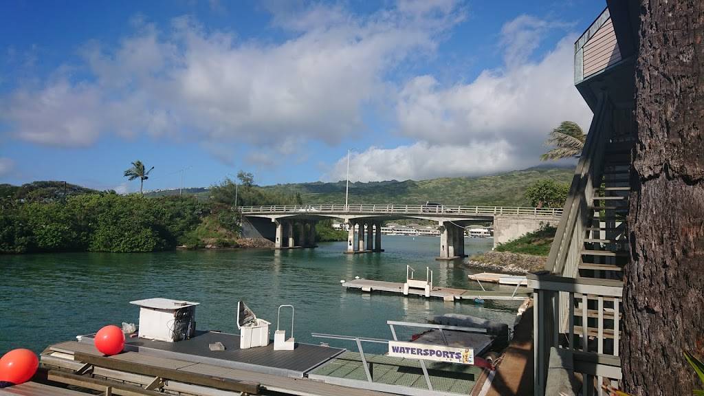 L&L Hawaiian Barbecue · L&L Drive-Inn | restaurant | 377 Keahole St E102, Honolulu, HI 96825, USA | 8083963885 OR +1 808-396-3885