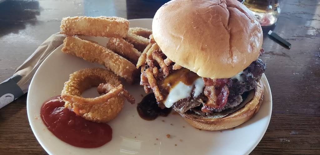 Applebees Grill + Bar | restaurant | 2449 Claribel Rd, Riverbank, CA 95367, USA | 2098639780 OR +1 209-863-9780